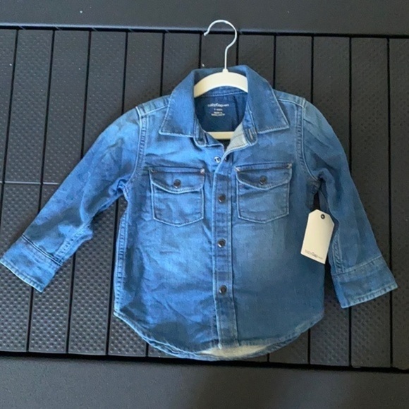NWT Baby Gap Denim Button up Shirt Size 2‎ years - Picture 1 of 7